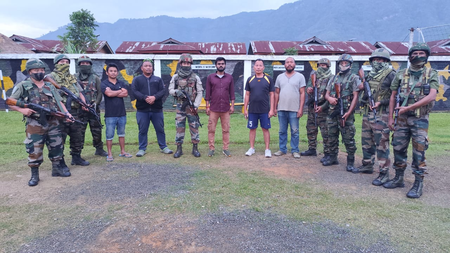 <p>इम्फाल (IANS): असम राइफल्स ने शुक्रवार को मणिपुर में हथियारबंद उग्रवादियों द्वारा अगवा किए गए एक गैर-स्थानीय व्यक्ति को तीन दिनों के भीतर सुरक्षित रिहा करवा लिया, अधिकारियों ने…