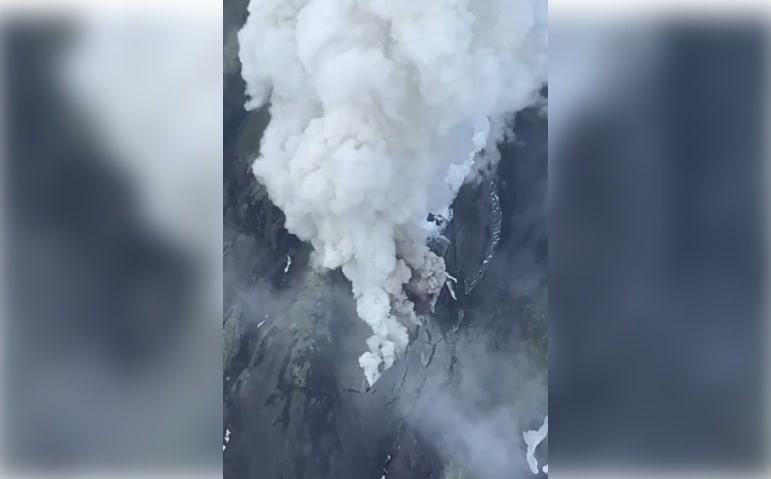 russias-krasheninnikov-volcano-erupted-after-600-years-ash-cloud-rose-6-km-high