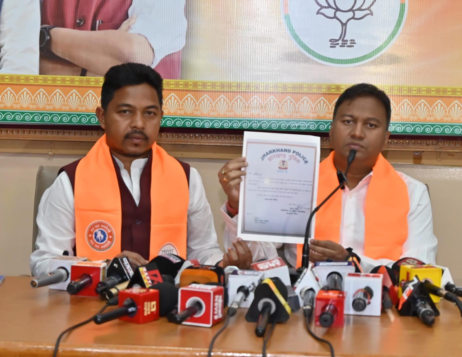 bjp-attacks-treasury-scam-says-jharkhand-treasury-scam-is-fodder-scam-part-2