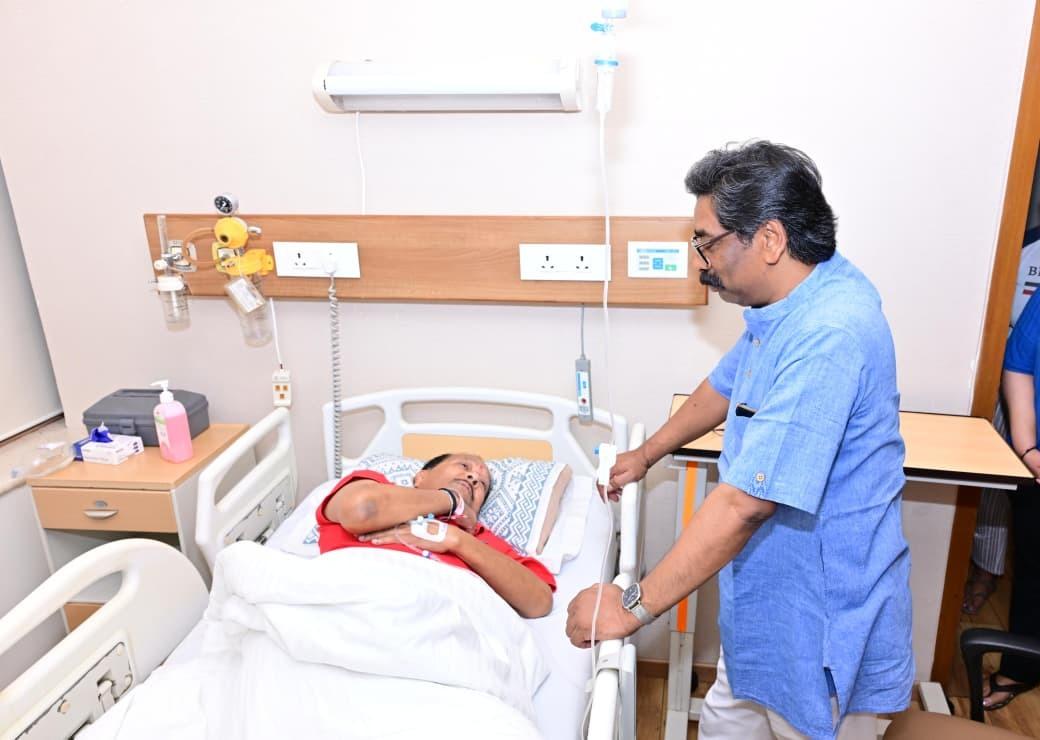 finance-ministers-health-deteriorates-chief-minister-hemant-soren-visits-him