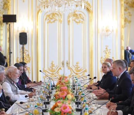 pm-modi-and-slovak-prime-minister-fico-take-ties-to-new-heights-agreement-reached-on-comprehensive-partnership