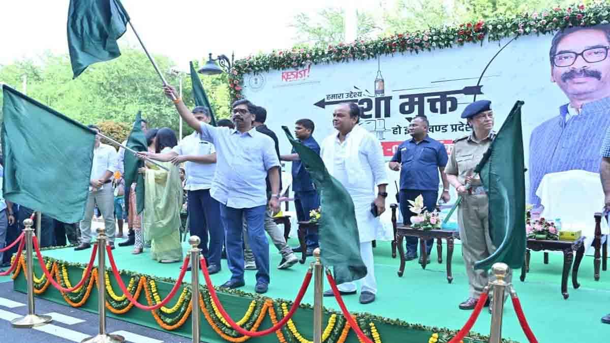 chief-minister-launches-drug-free-jharkhand-campaign-flags-off-publicity-vehicles