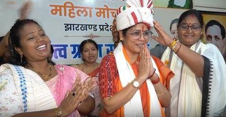 changes-in-jharkhand-bjp-mahila-morcha-dr-seema-singh-takes-over-as-state-president