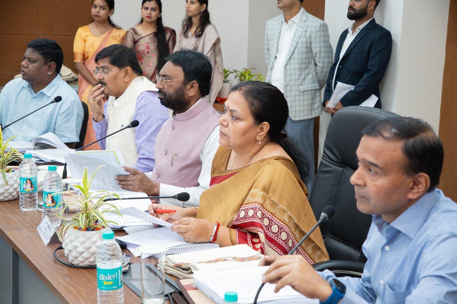 deepika-pandey-singh-reviews-development-schemes-at-state-level-disha-committee-meeting-in-jharkhand